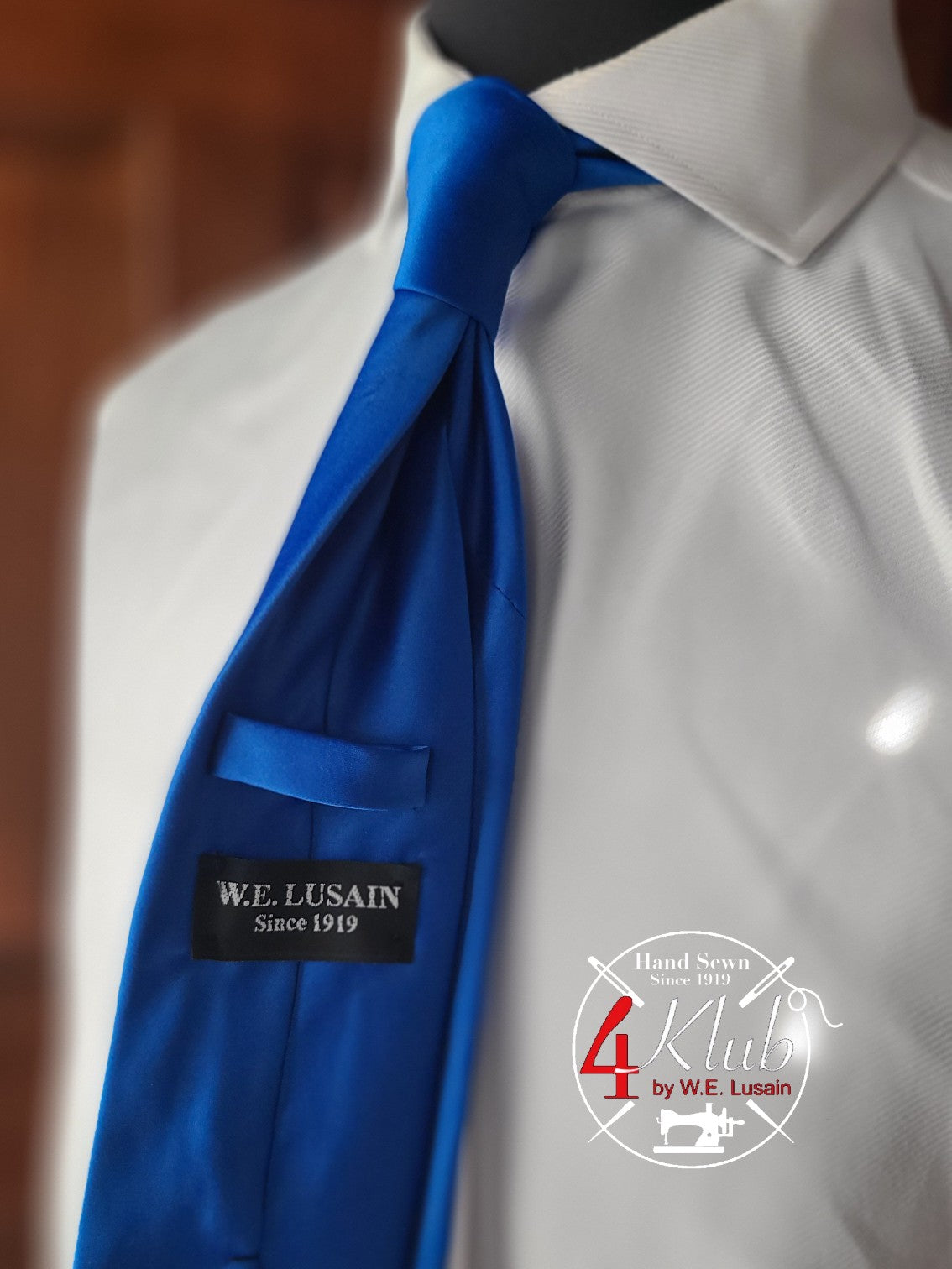 Blue Tie, image size:1134x1512