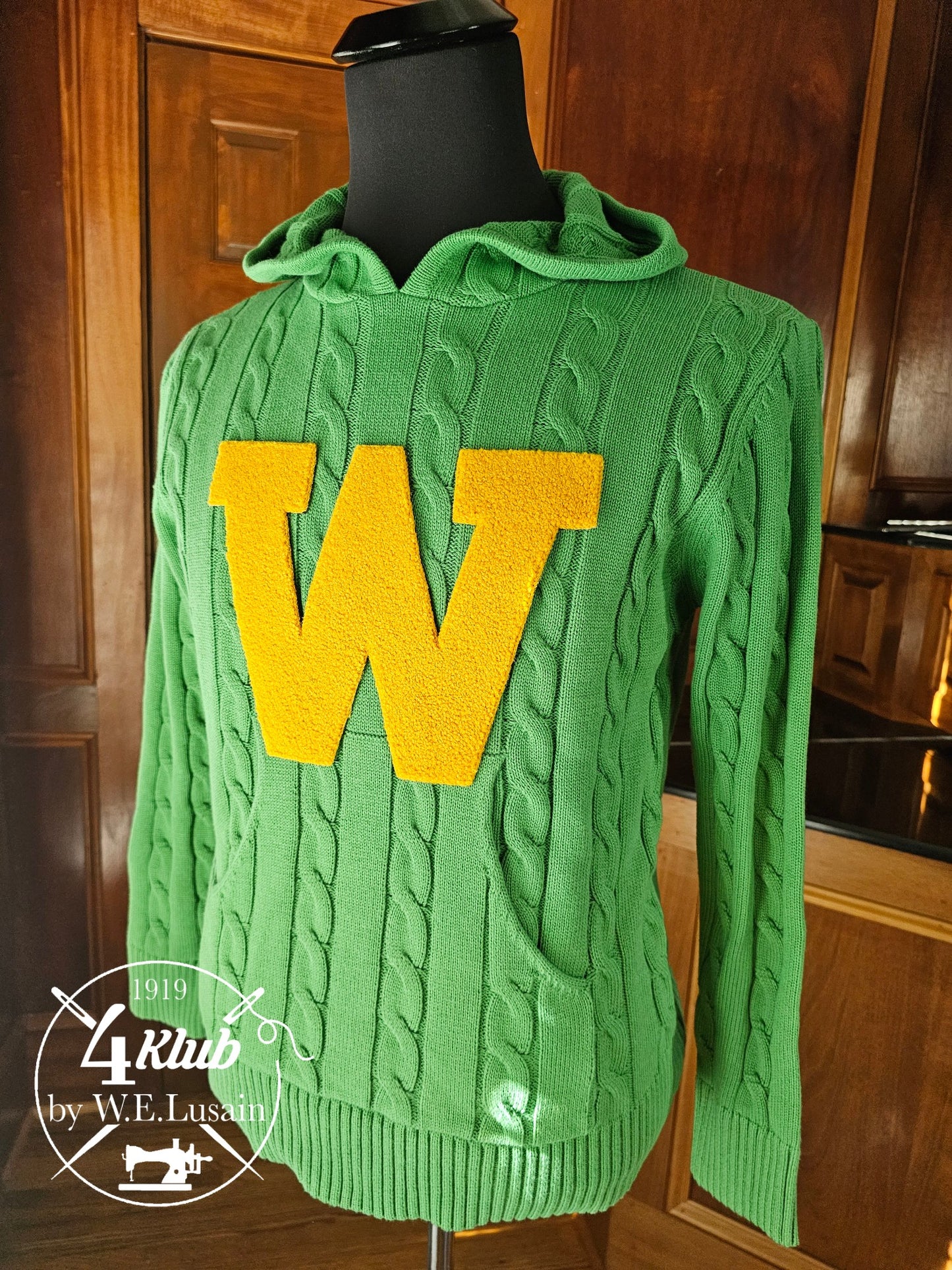 W Cable Knit Hoodie
