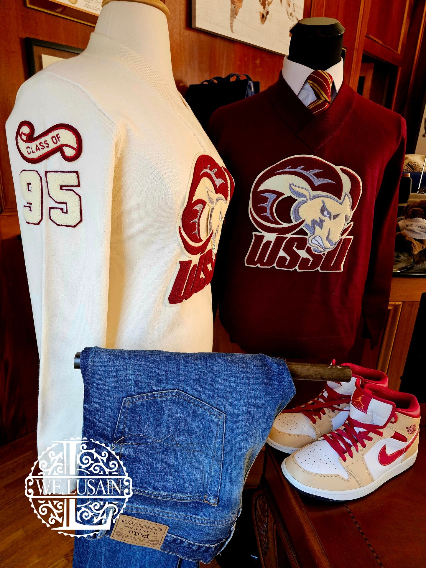 WSSU Class Vneck (Crimson or Cream)