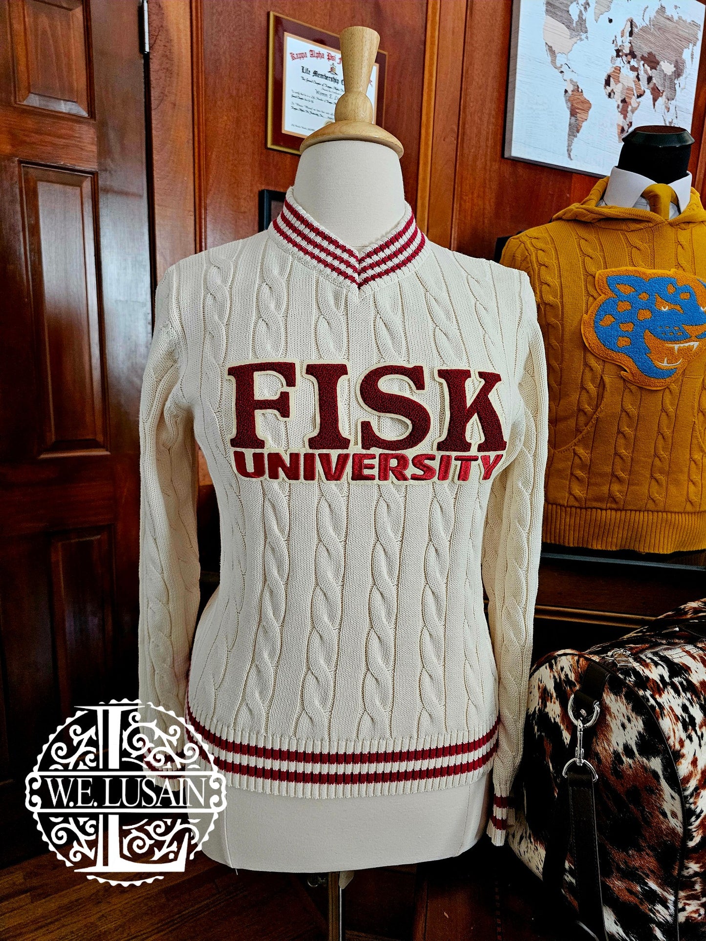 Fisk Vneck Unisex (Crimson and Cream)