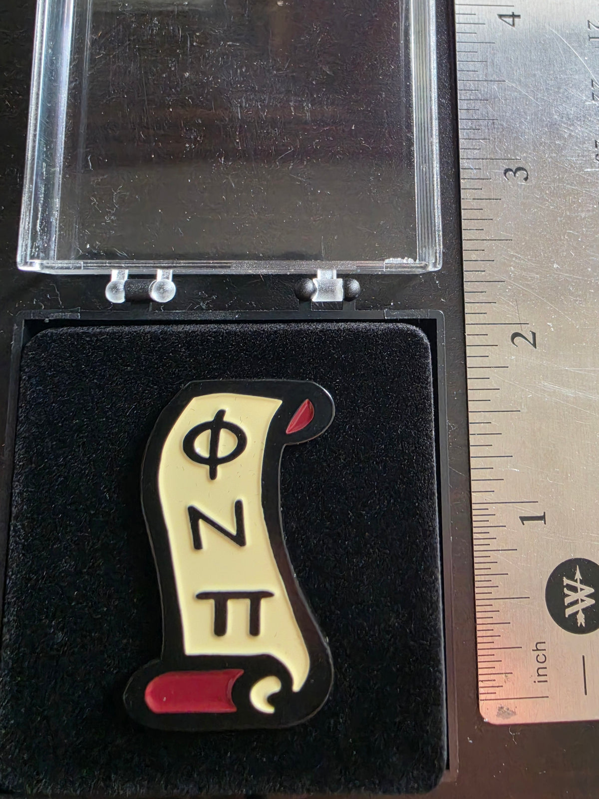 1.5" Scroll Lapel Pin