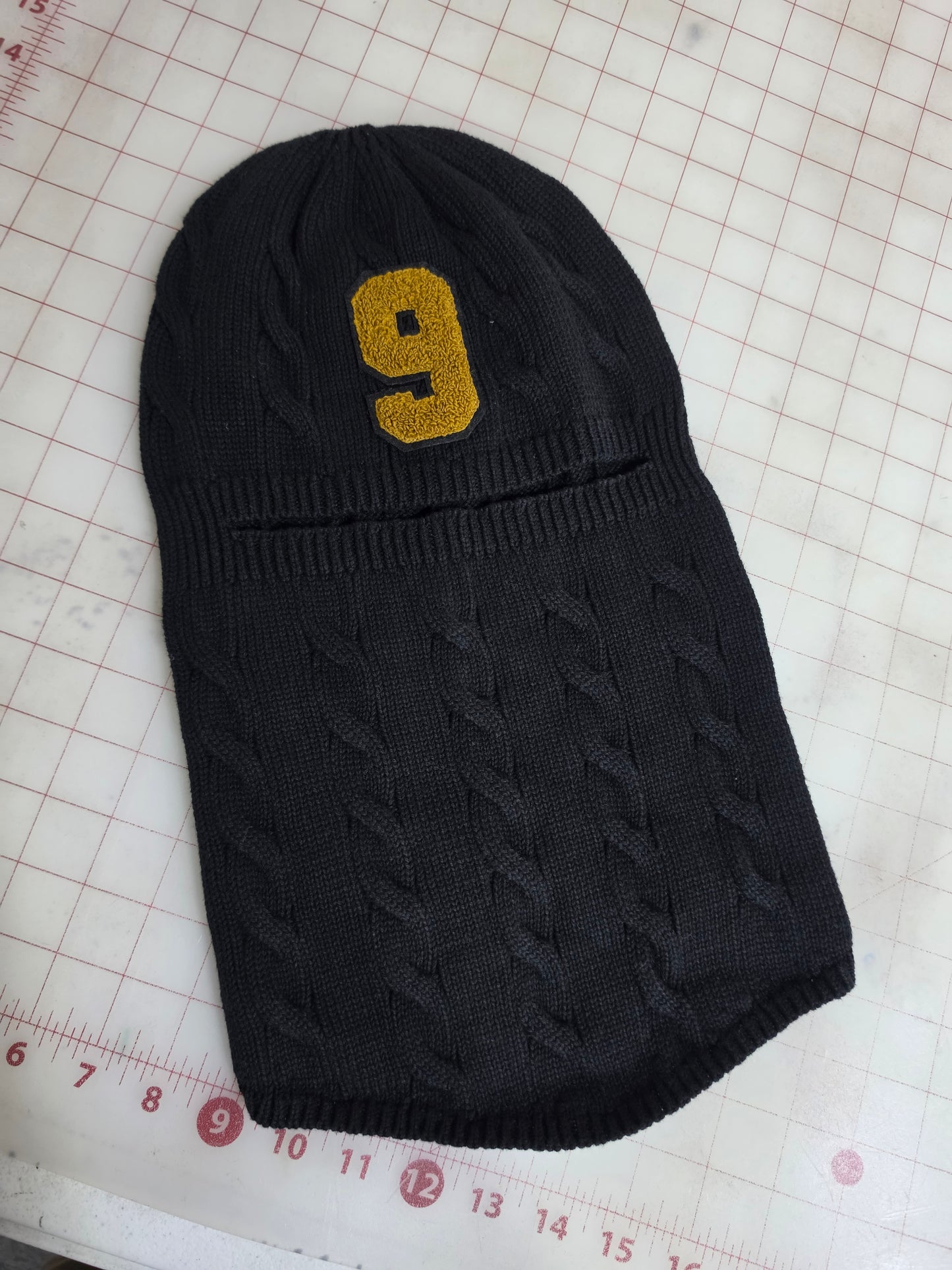 Cable Knit Snow Mask (w/#)