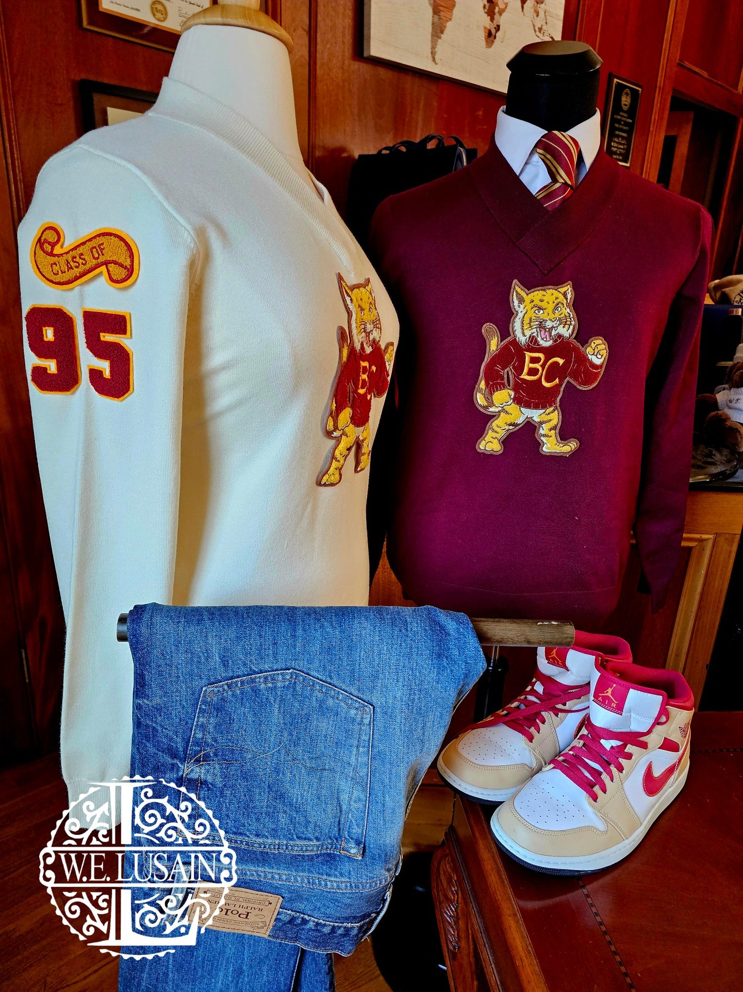 Bethune Cookman Class Vneck (Crimson or Cream)