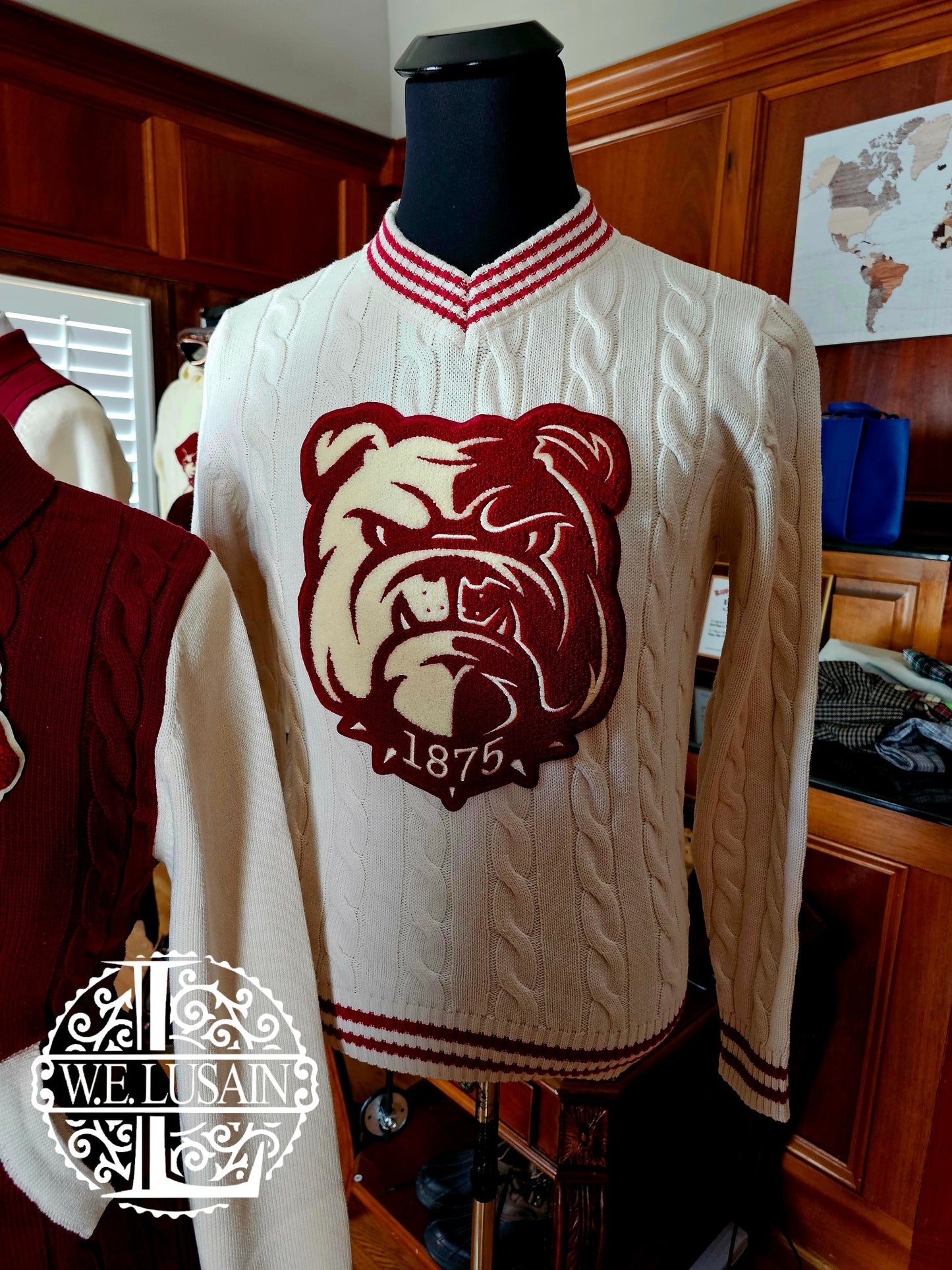 A&M Vneck (Unisex)
